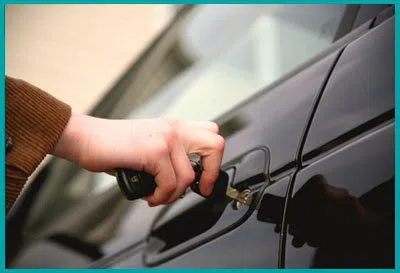 Beverly Hills  Emergency Locksmith Service Beverly Hills, CA 310-819-3073 - 12-unlock-car
